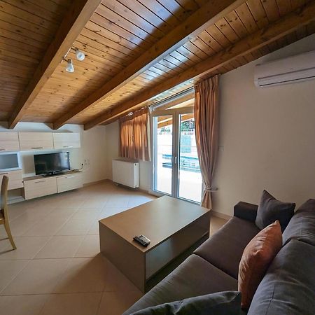 Samaras Apartments In 카메나불라 외부 사진