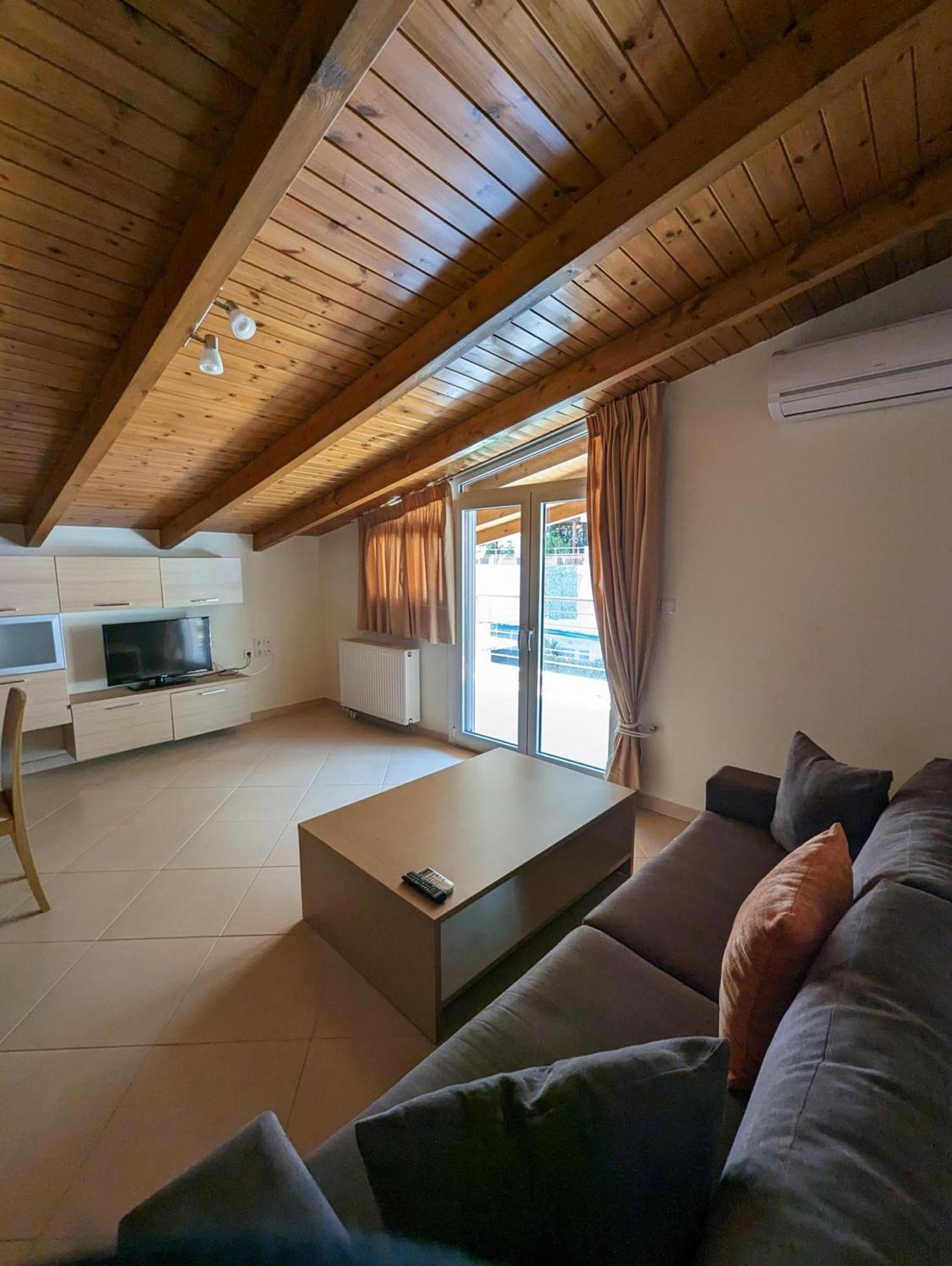 Samaras Apartments In 카메나불라 외부 사진